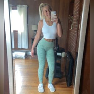 Active wear Seafoam green women’s leggings